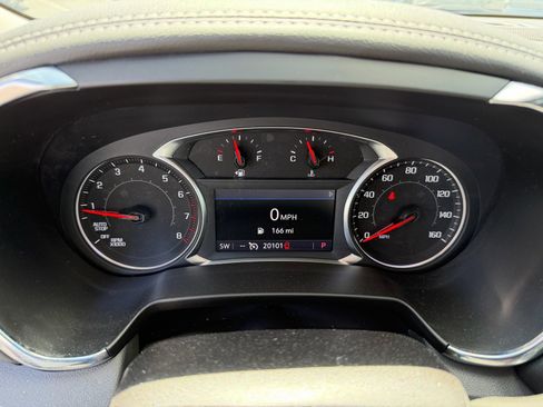 Used 2024 Chevrolet Blazer LT w/ Convenience Package FWD image 9