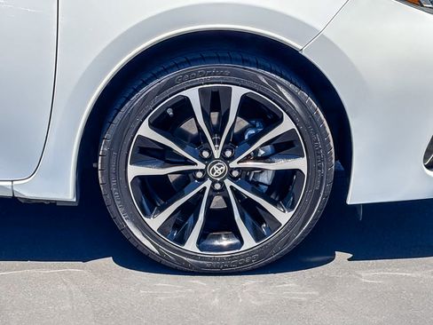 Used 2019 Toyota Corolla SE FWD image 9