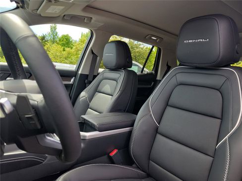 New 2026 GMC Terrain Denali image 18