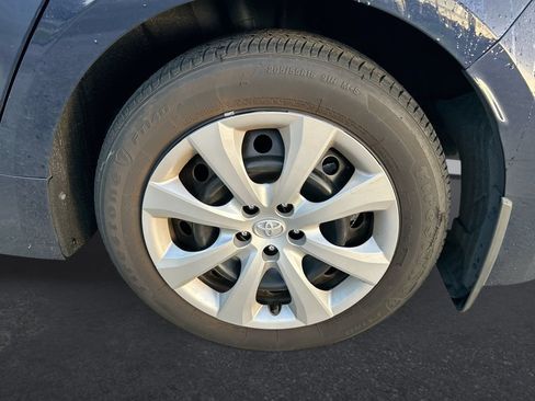 Used 2024 Toyota Corolla LE FWD image 10