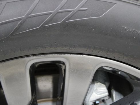 Used 2021 Ford Expedition Limited AWD/4WD image 42
