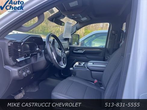 Used 2025 Chevrolet Silverado 2500 LT w/ Convenience Package image 4