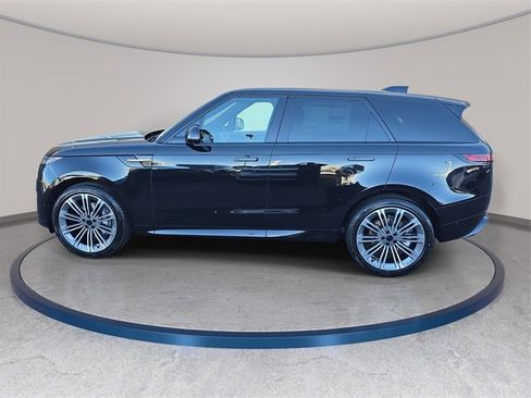 New 2026 Land Rover Range Rover Sport Dynamic SE image 8