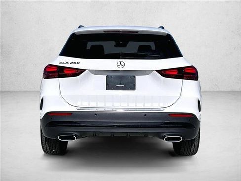 Used 2025 Mercedes-Benz GLA 250 GLA 250 image 4