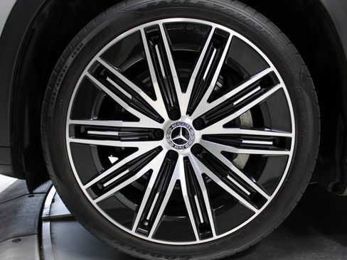 Used 2023 Mercedes-Benz EQE 350+ SUV w/ AMG Line Exterior Package image 32