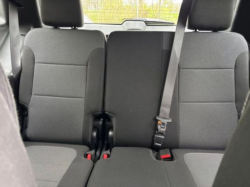 Used 2023 Chevrolet Traverse LT AWD/4WD image 21