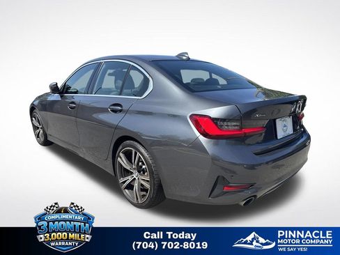 Used 2021 BMW 330i xDrive Sedan w/ Premium Package AWD/4WD image 7