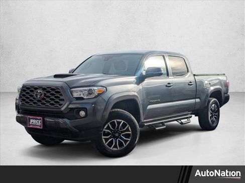 Used 2022 Toyota Tacoma TRD Sport w/ Technology Package image 1