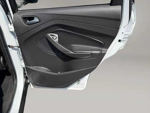 Used 2018 Ford Escape SE FWD image 50