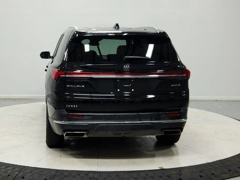 Used 2025 Buick Enclave Preferred w/ Power Package FWD image 7