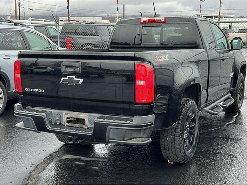 Used 2016 Chevrolet Colorado Z71 w/ Z71 Midnight Edition image 3