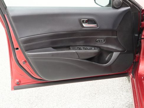 Used 2021 Acura ILX image 12