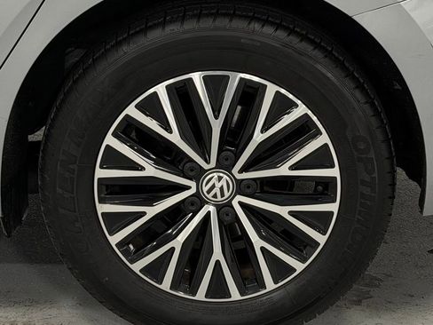 Used 2021 Volkswagen Jetta S w/ Driver Assistance Package image 8