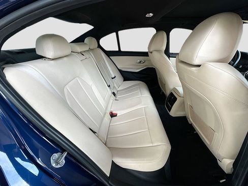 Used 2019 BMW 330i Sedan w/ Convenience Package RWD image 27