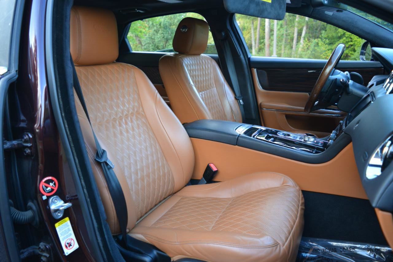 Used 2016 Jaguar XJ L Portfolio RWD image 17