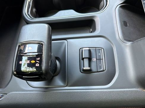 Used 2023 GMC Sierra 1500 AT4 w/ AT4 Premium Package AWD/4WD image 16