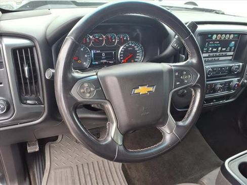 Used 2018 Chevrolet Silverado 1500 W/T AWD/4WD image 9