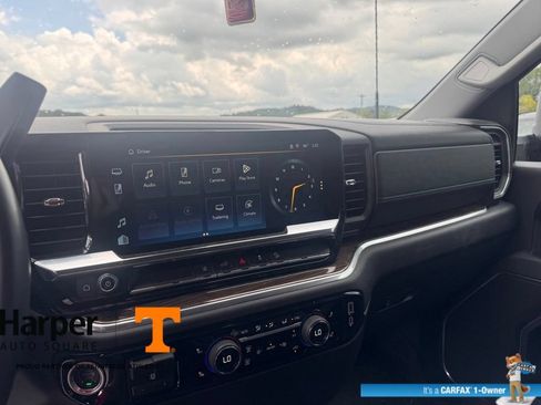 Used 2025 Chevrolet Silverado 2500 LT AWD/4WD image 15