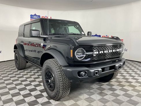 New 2026 Ford Bronco Big Bend w/ Black Diamond Package AWD/4WD image 1