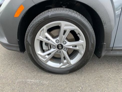 Certified 2023 Hyundai Kona SEL AWD/4WD image 11