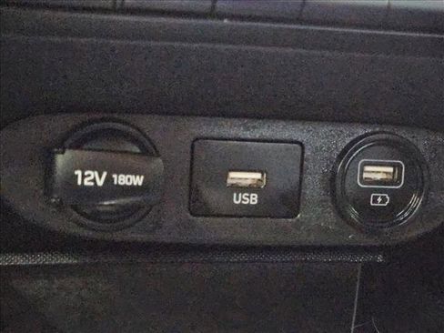 Used 2023 Hyundai Elantra SEL FWD image 22