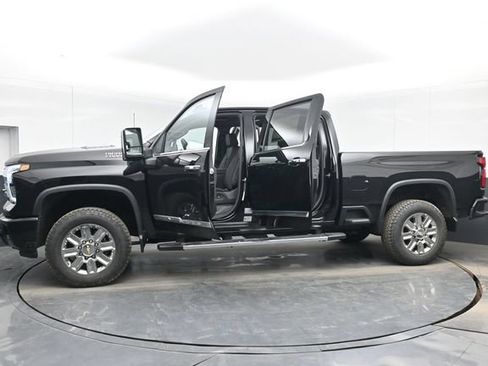Used 2026 Chevrolet Silverado 2500 High Country w/ Technology Package AWD/4WD image 57