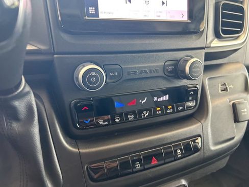 Used 2025 RAM ProMaster 2500 w/ Convenience Group FWD image 47