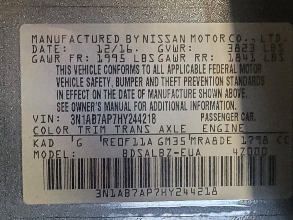 Used 2017 Nissan Sentra S FWD image 33