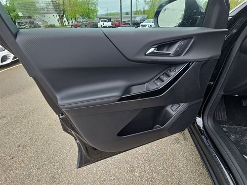 New 2025 Chevrolet Equinox LT w/ Convenience Package II image 21