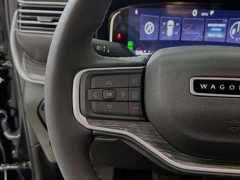 Used 2022 Jeep Wagoneer Series II image 19