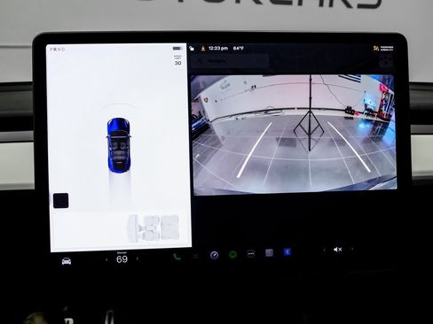 Used 2021 Tesla Model Y Performance image 22