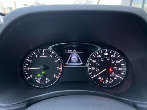 Used 2019 Nissan Pathfinder SL image 21