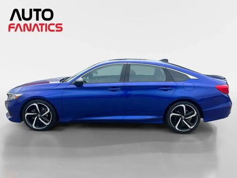 Used 2021 Honda Accord Sport image 2