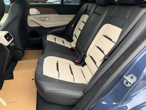 New 2026 Mercedes-Benz GLE 53 AMG 4MATIC image 30