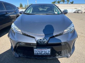 Used 2017 Toyota Corolla SE w/ SE Premium Package FWD video 2