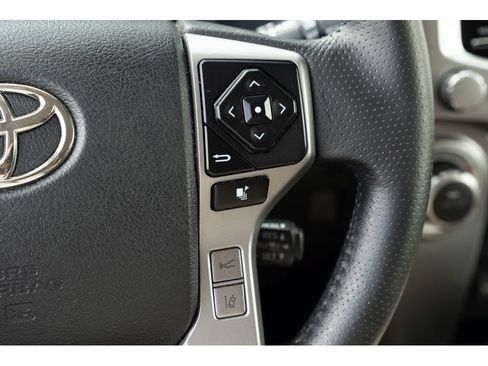 Used 2020 Toyota 4Runner 4WD image 20