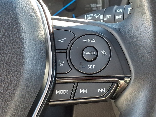 Certified 2023 Toyota Venza XLE AWD/4WD image 21