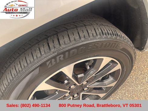 Used 2021 Jeep Grand Cherokee L Overland w/ Luxury Tech Group IV AWD/4WD image 29