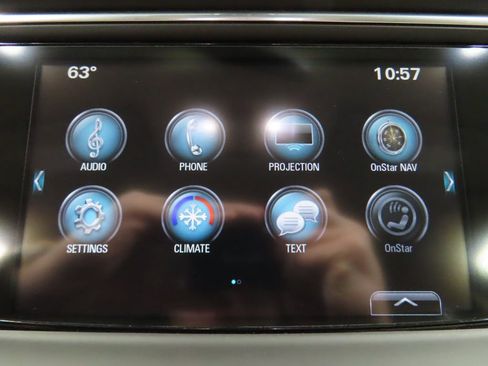 Used 2019 Buick Enclave Essence image 22