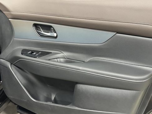 New 2026 Nissan Murano Platinum image 9