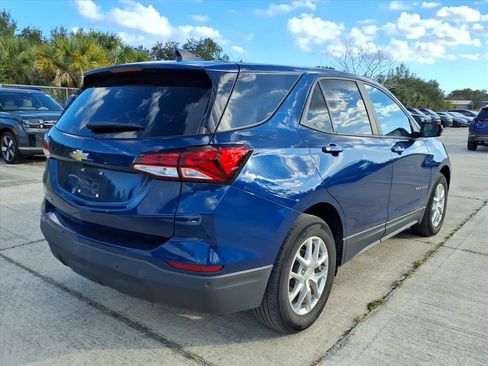 Used 2022 Chevrolet Equinox LS w/ LS Convenience Package image 7