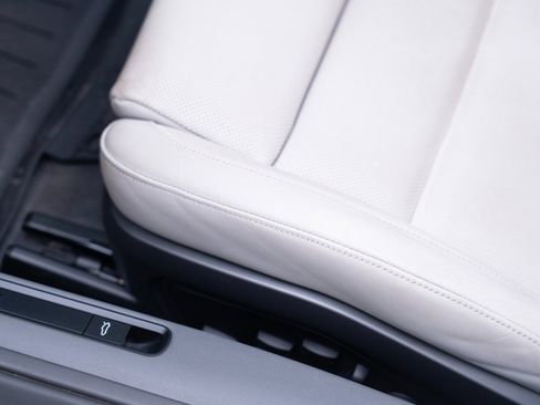Used 2023 Porsche 911 Targa 4S image 16