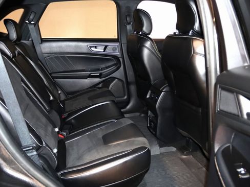 Used 2019 Ford Edge ST w/ Cold Weather Package image 62