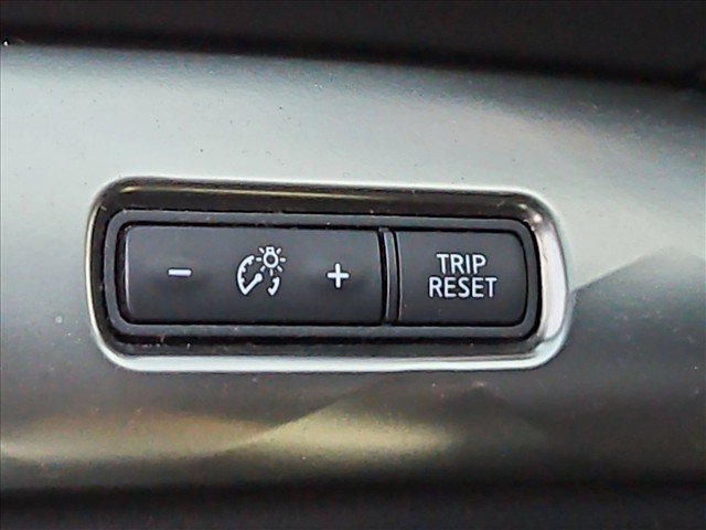 Used 2022 Nissan Maxima SV w/ Floor Mat Group FWD image 20