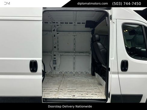 Used 2023 RAM ProMaster 2500 image 32