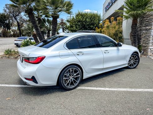 Used 2019 BMW 330i Sedan w/ Convenience Package RWD image 8