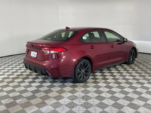 Used 2026 Toyota Corolla SE w/ SE Package FWD image 16