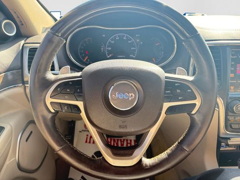 Used 2017 Jeep Grand Cherokee Overland AWD/4WD image 13