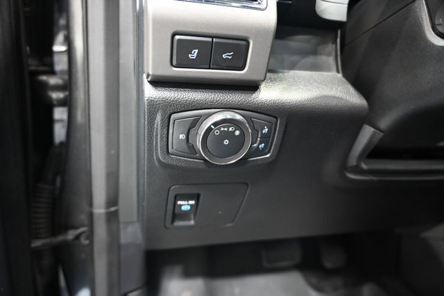 Used 2020 Ford Expedition XLT w/ Equipment Group 202A AWD/4WD image 26