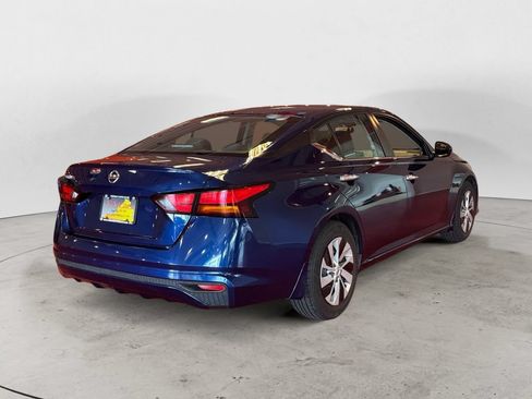 Used 2021 Nissan Altima 2.5 S FWD image 3